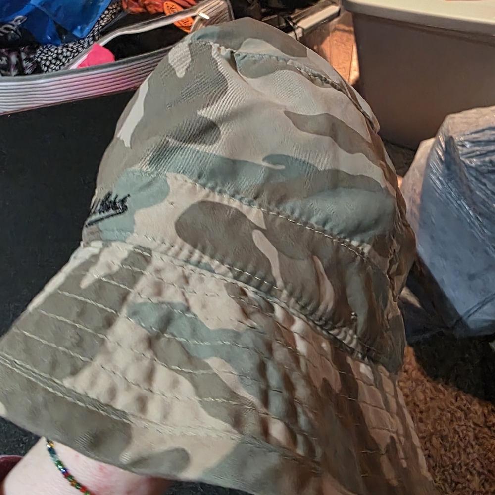 Mitchell & Ness Camo Bucket Hat - Green Cream & Taupe One Size Fits Most. CLEAN. - Picture 5 of 12